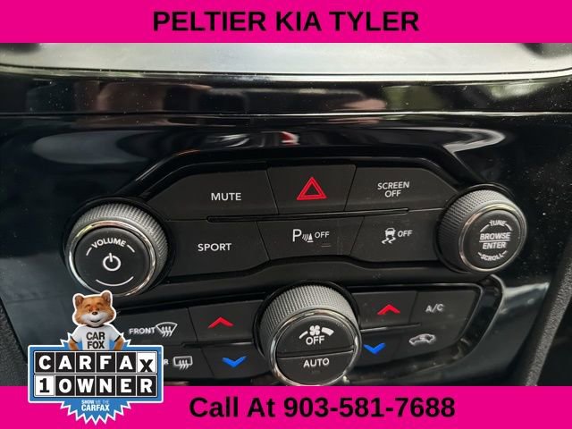 Used 2018 Chrysler 300 S w/ 300S Premium Group image 22