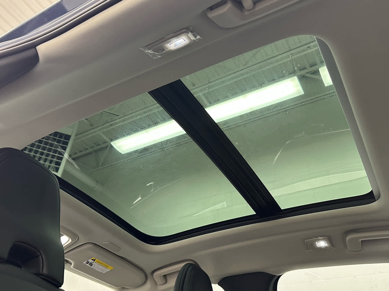 Used 2023 Volvo S90 B6 Plus AWD/4WD image 40