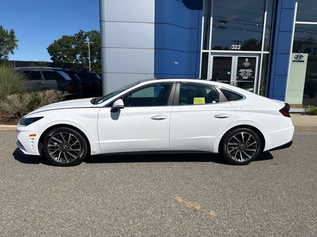 Certified 2023 Hyundai Sonata Limited w/ Preferred Accessory Package FWD image 2