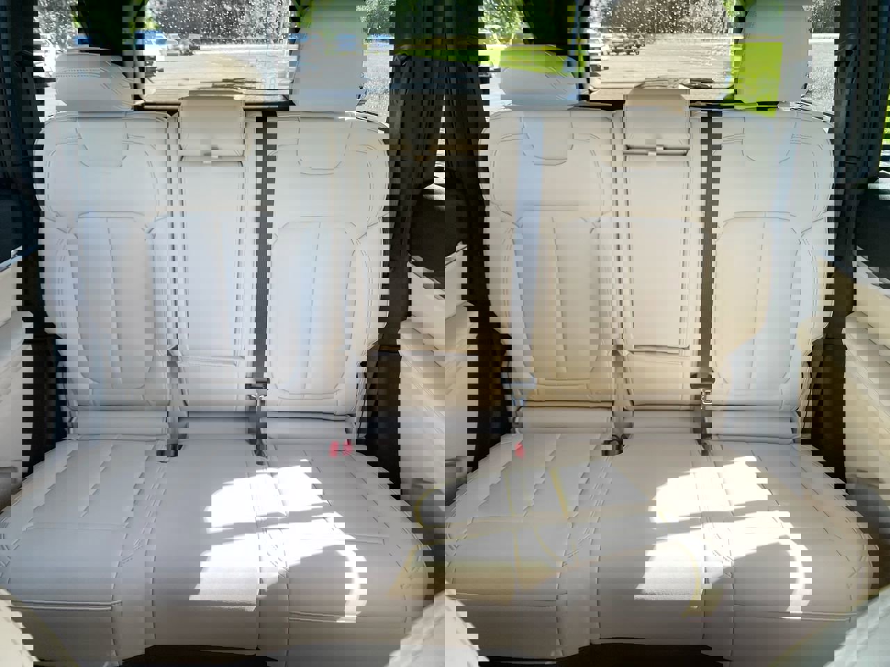 Used 2024 Jeep Grand Cherokee Limited w/ Trailer Tow Package image 22