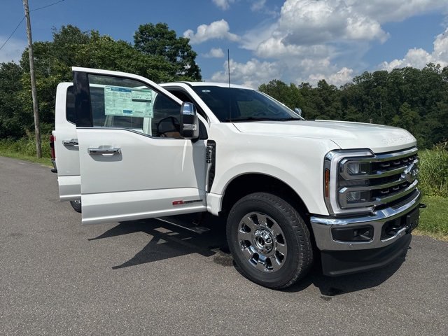 New 2025 Ford F250 King Ranch w/ Chrome Package image 30
