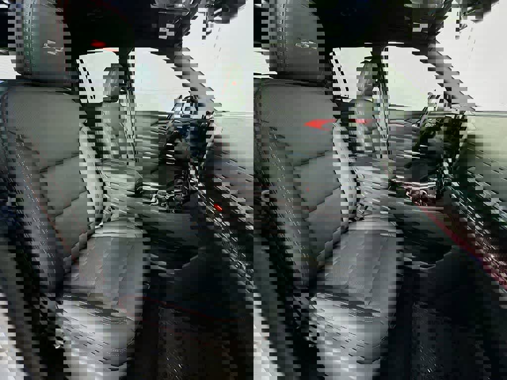 Used 2025 Chevrolet Traverse Z71 image 15