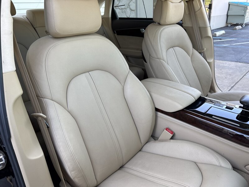 Used 2013 Audi A8 L 3.0T w/ Driver Assistance Pkg AWD/4WD image 38