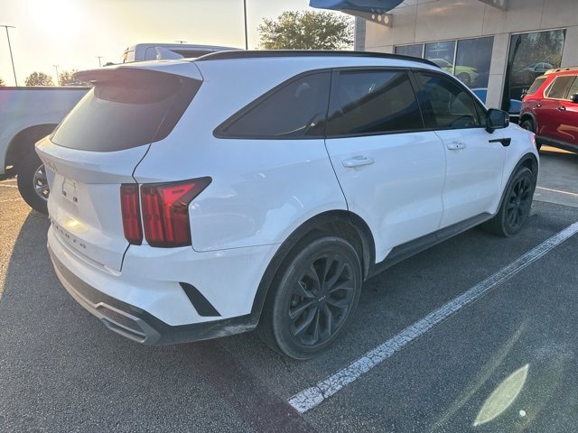 Used 2022 Kia Sorento SX image 9