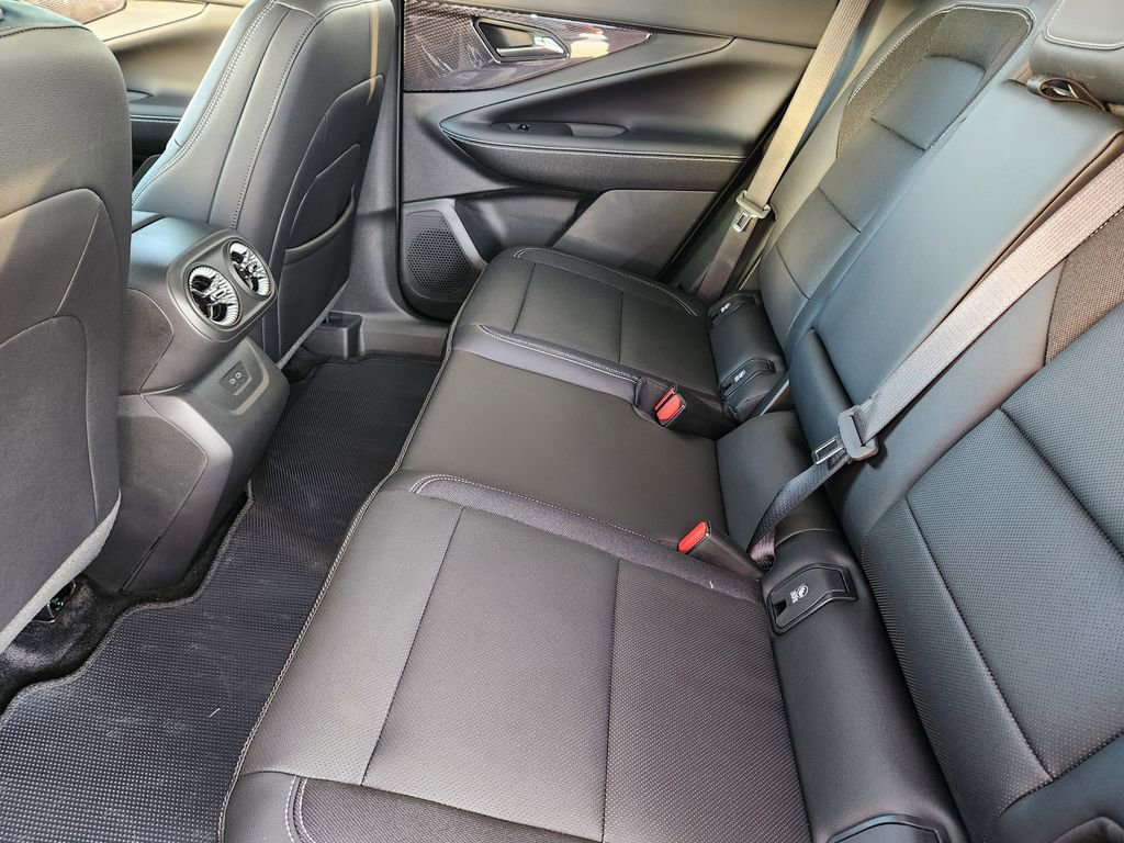 New 2025 Chevrolet Blazer EV LT image 18