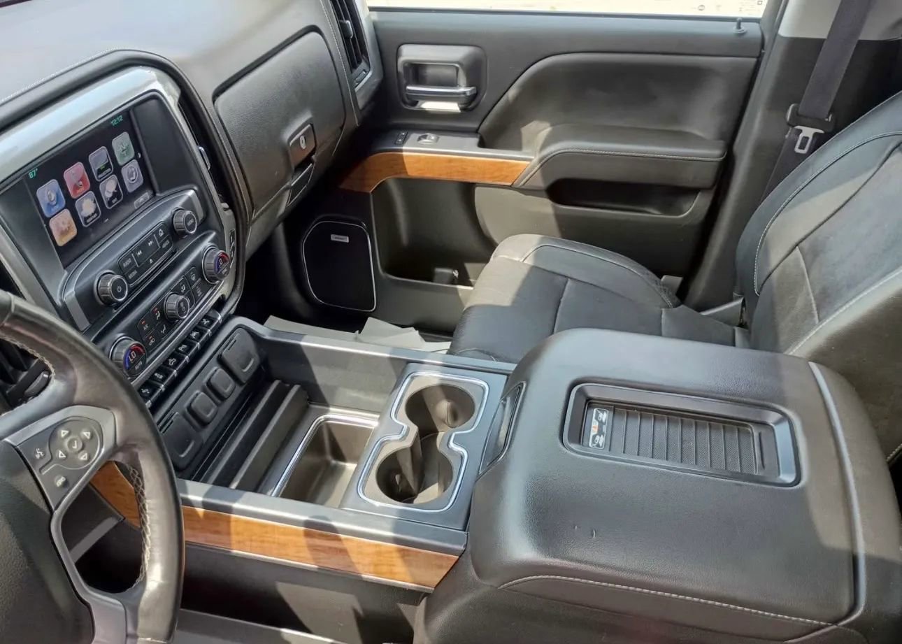 Used 2017 Chevrolet Silverado 1500 LTZ w/ Sport Package image 12