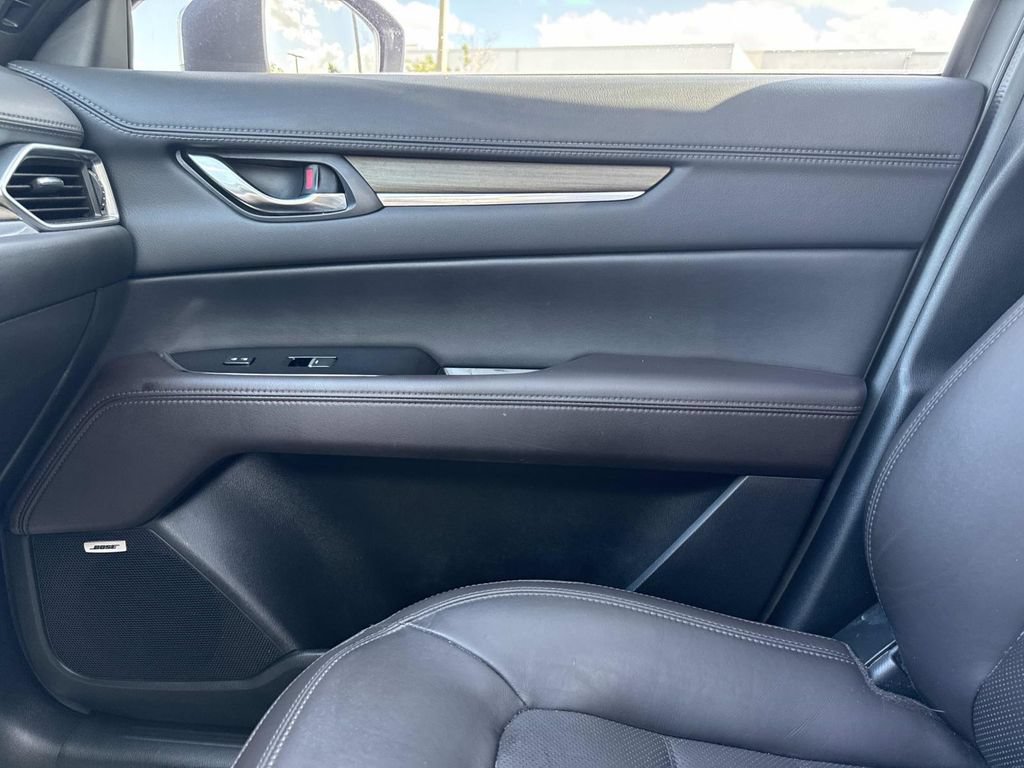 Used 2019 MAZDA CX-5 Signature AWD/4WD image 29