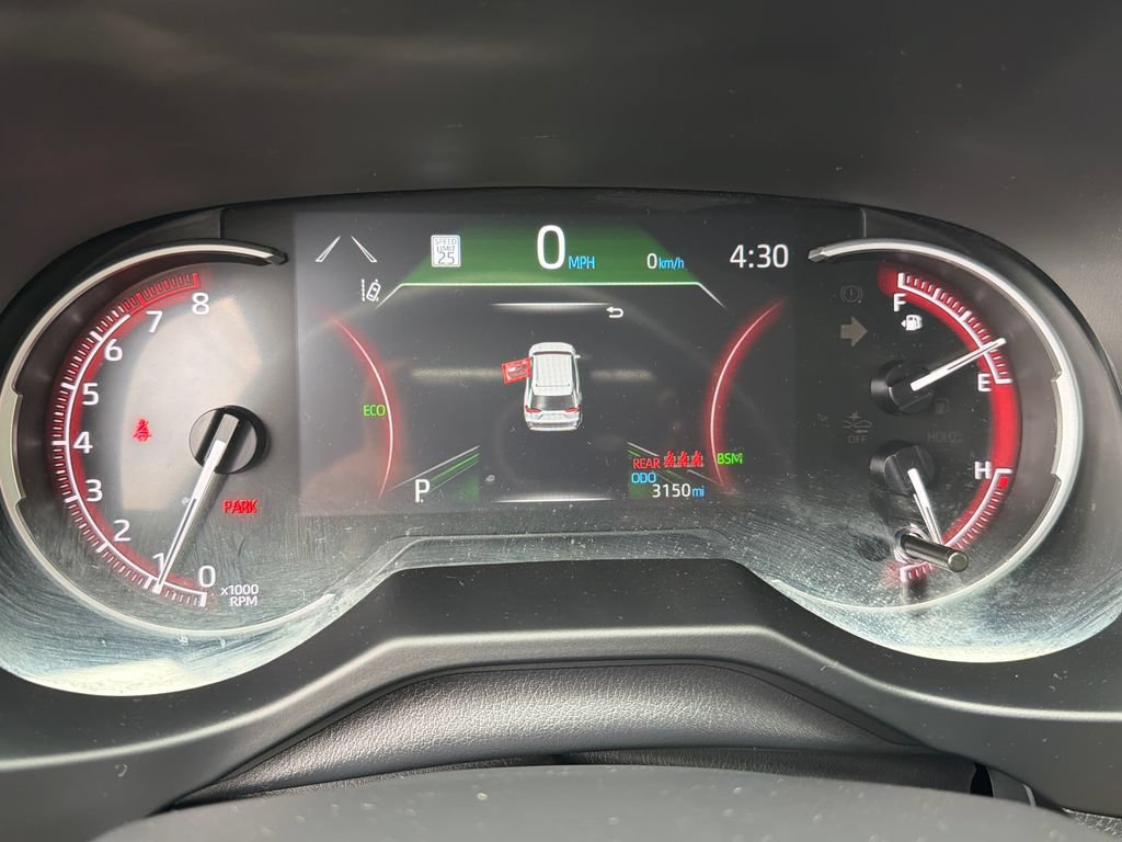 Used 2025 Toyota RAV4 XLE AWD/4WD image 21