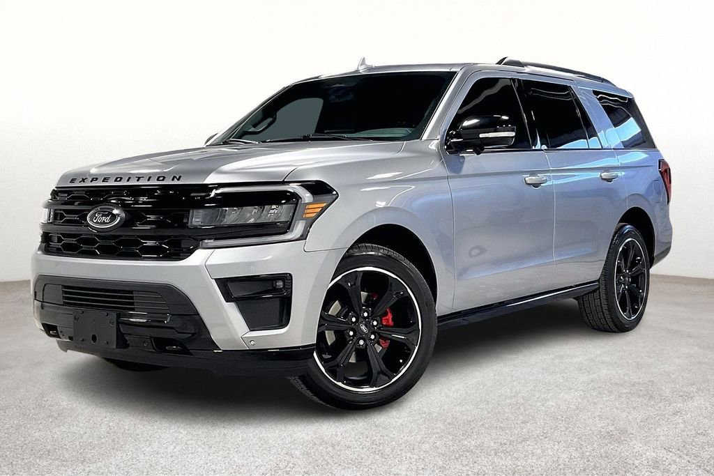 Used 2024 Ford Expedition Limited image 14