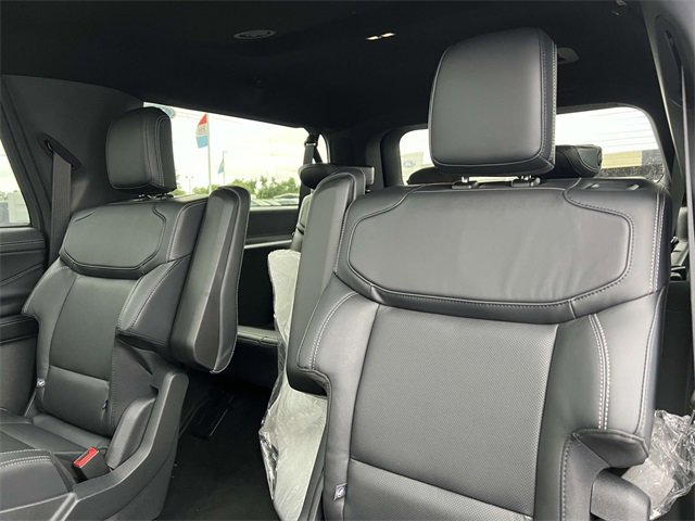 New 2025 Ford Expedition Max Platinum w/ Stealth Performance Package image 31