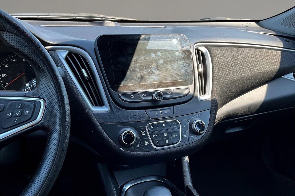 Used 2024 Chevrolet Malibu LT FWD image 9