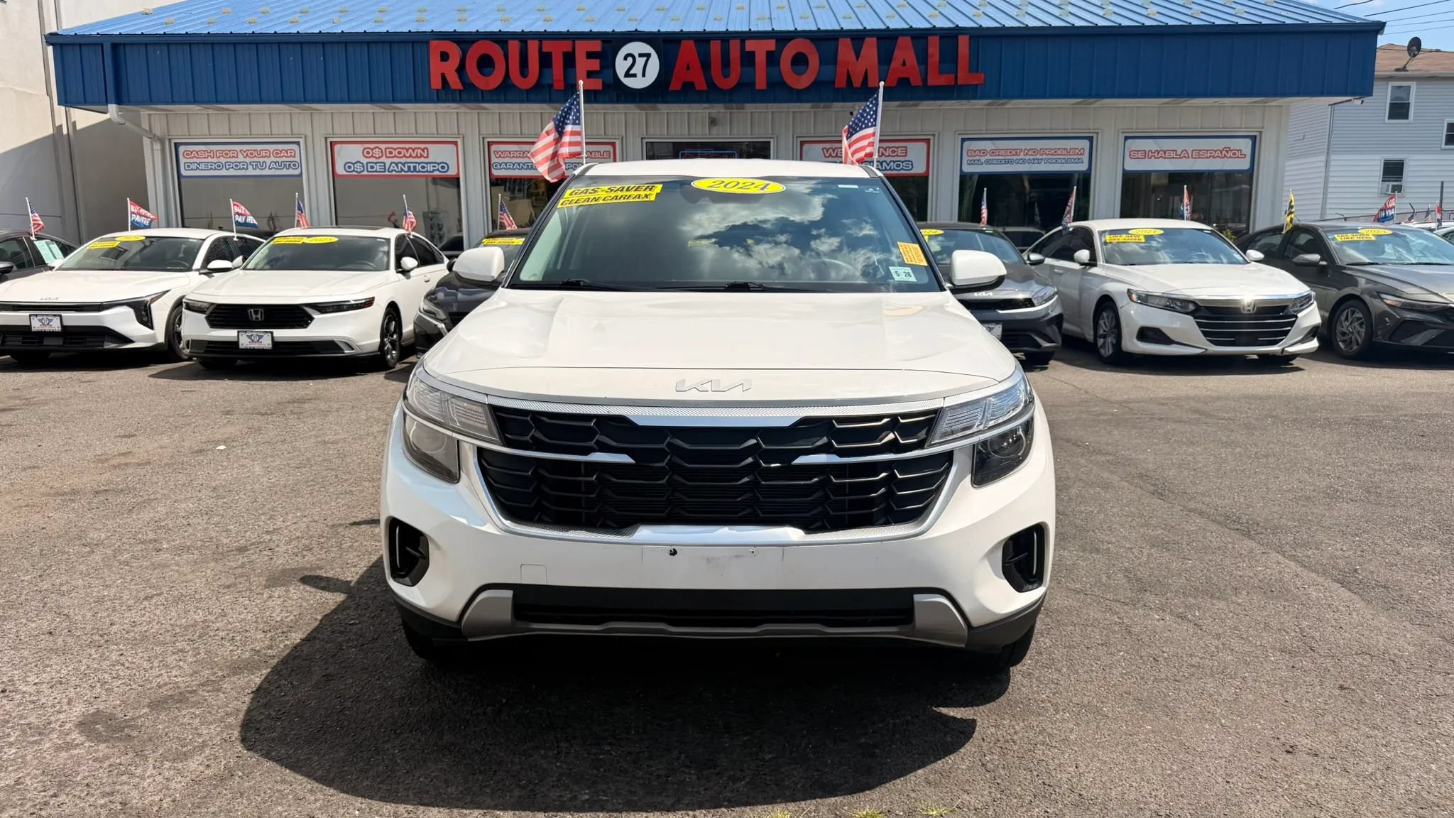 Used 2024 Kia Seltos LX AWD/4WD image 3