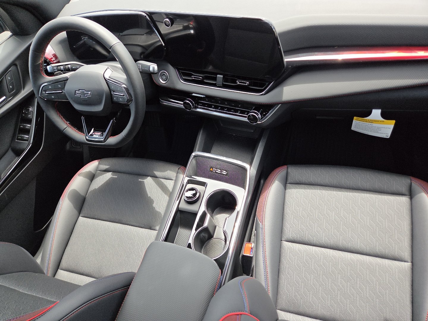 New 2026 Chevrolet Equinox RS w/ Safety and Technology Package AWD/4WD image 23