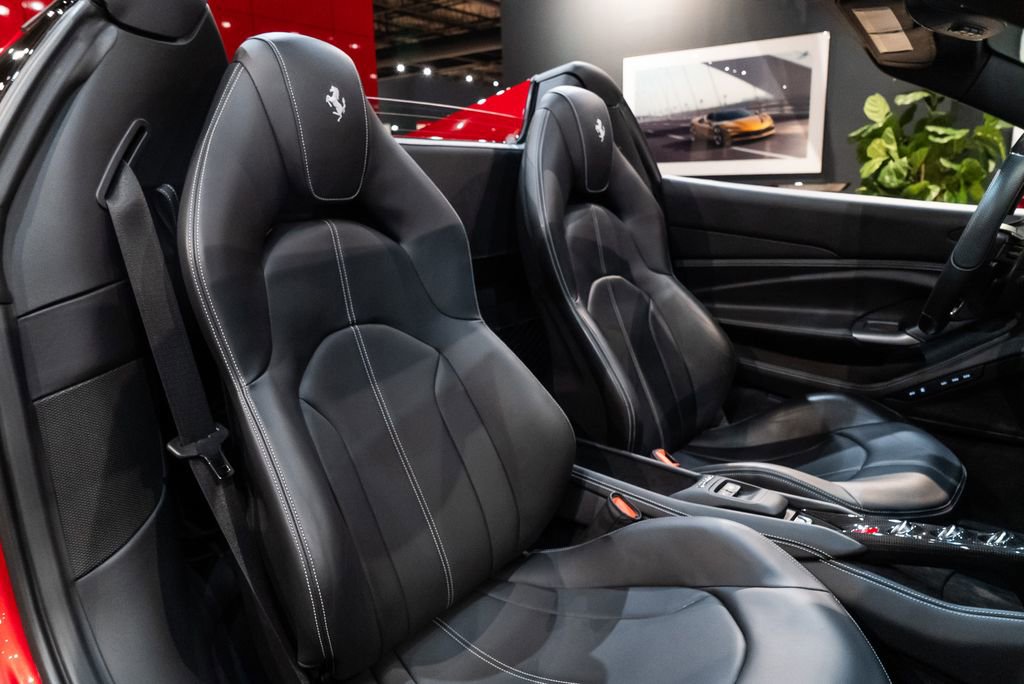 Used 2023 Ferrari F8 Tributo image 24