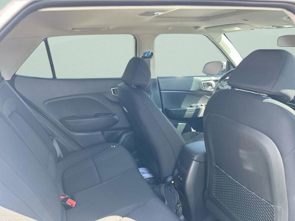 New 2026 Hyundai Venue SEL image 21