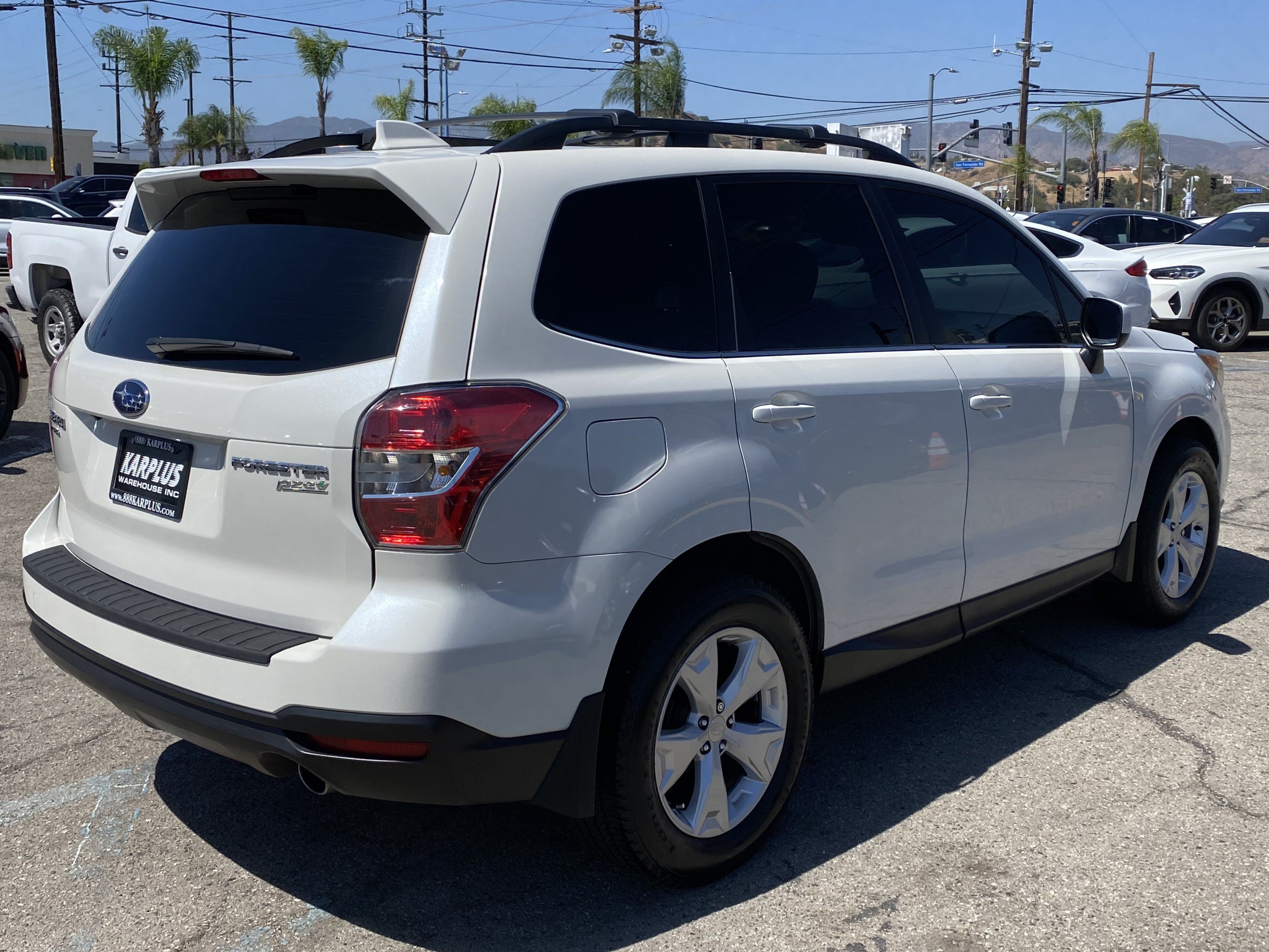 Used 2016 Subaru Forester 2.5i Limited AWD/4WD image 8