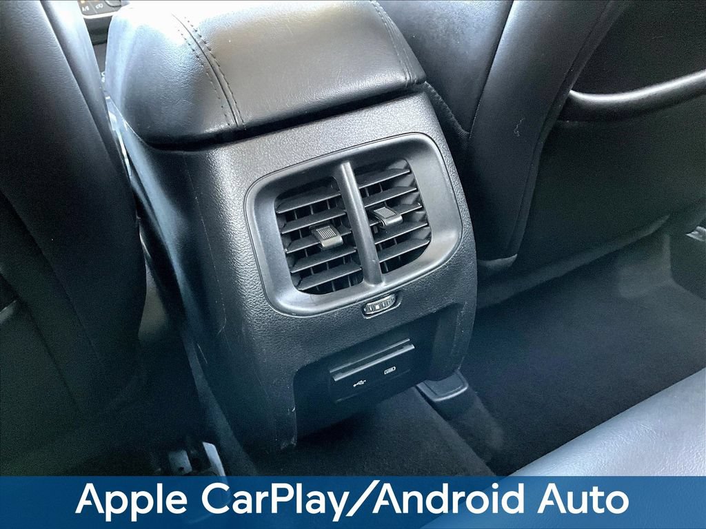 Used 2019 Jeep Cherokee Latitude Plus AWD/4WD image 13