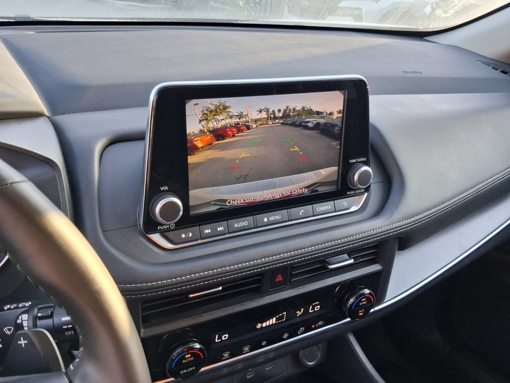 Used 2026 Nissan Rogue SV FWD image 26