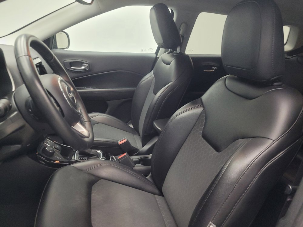 Used 2019 Jeep Compass Altitude image 17