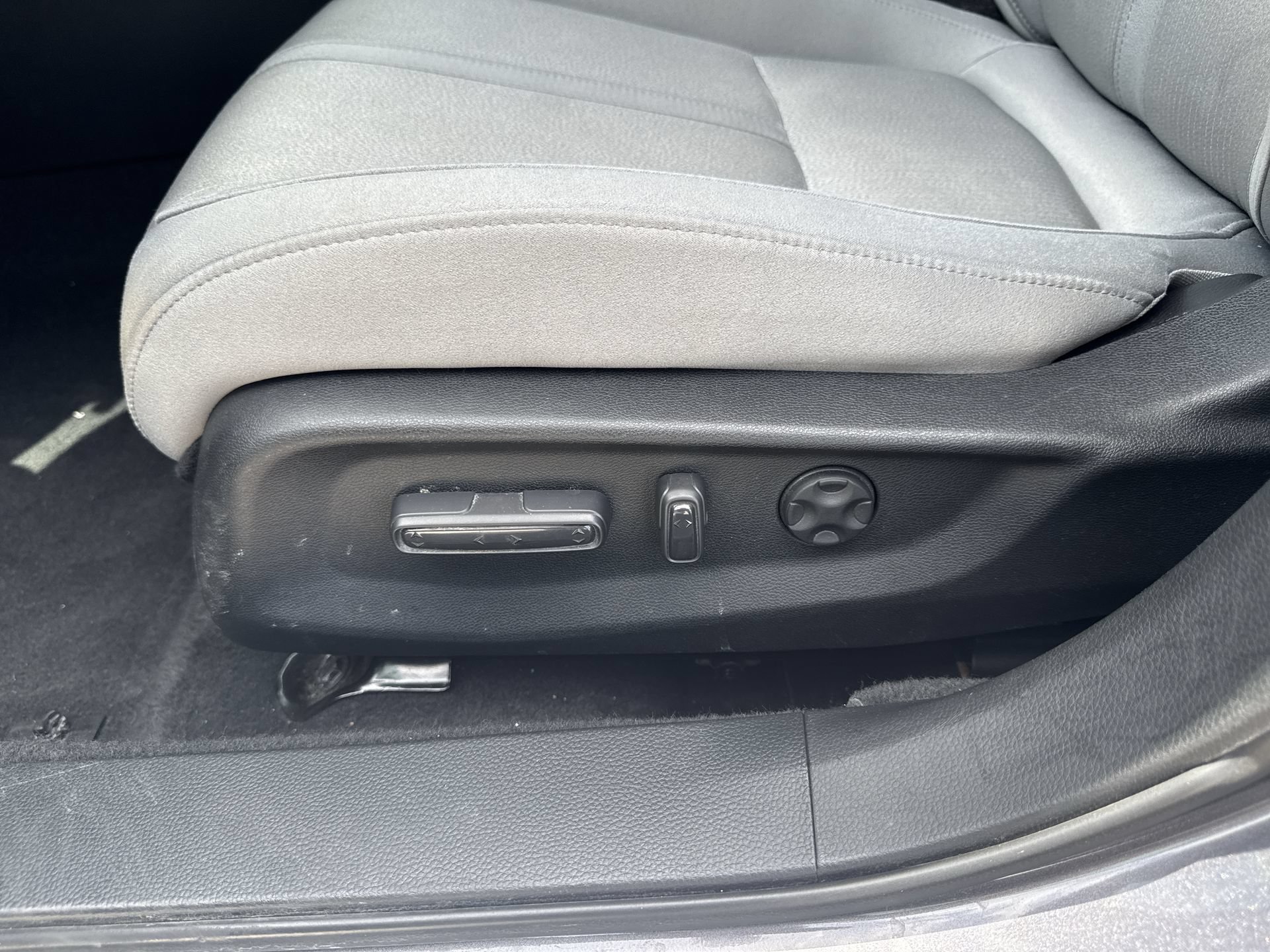 Used 2018 Honda Accord EX image 20
