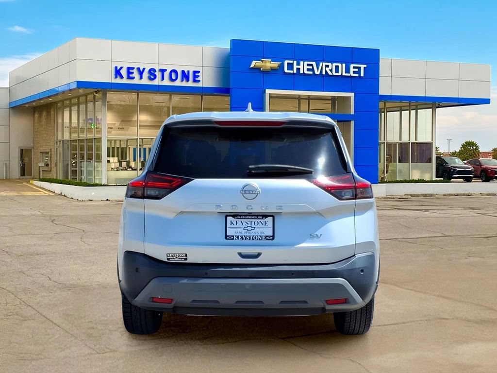 Used 2023 Nissan Rogue SV FWD image 6