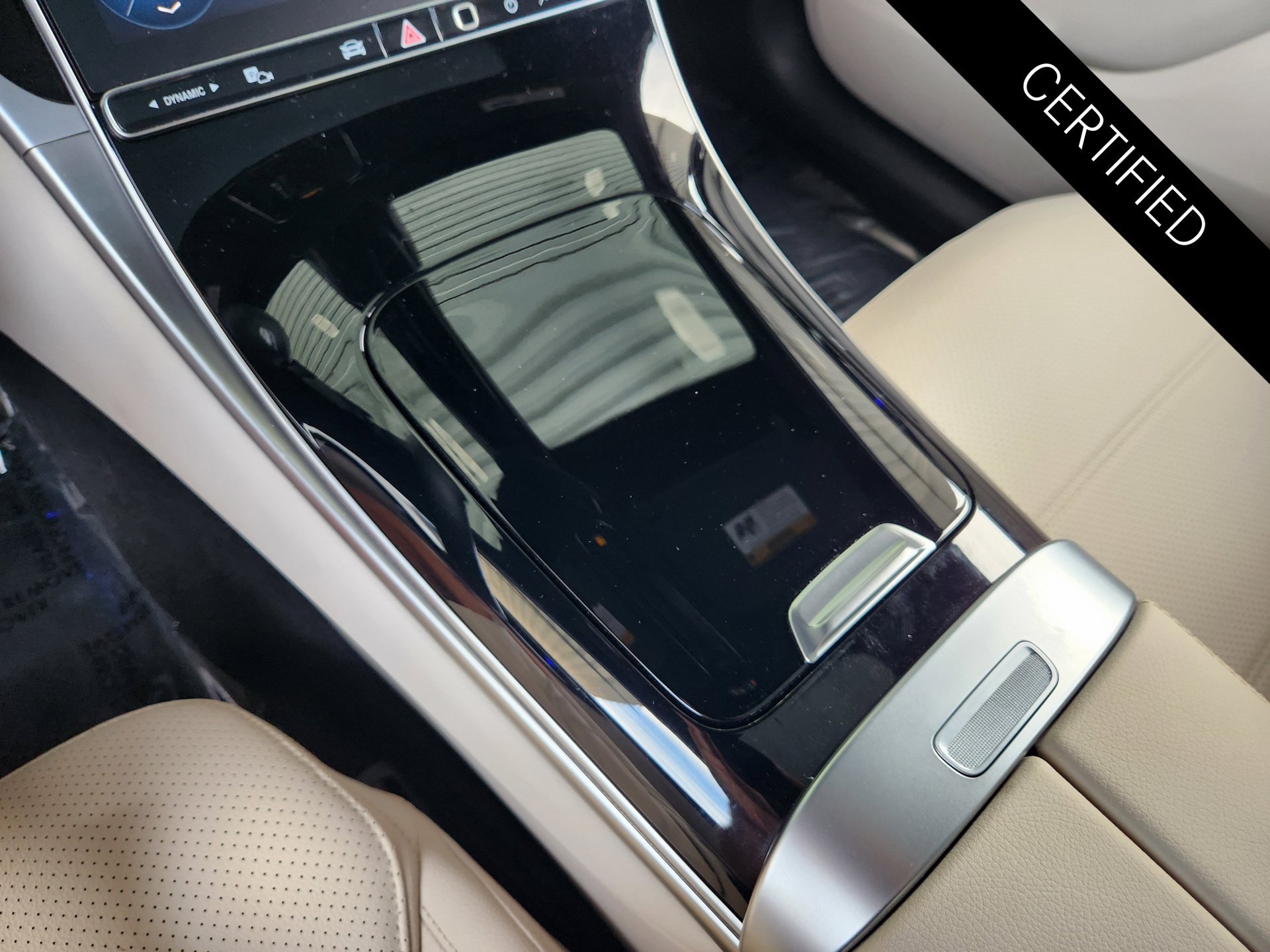 Certified 2024 Mercedes-Benz GLC 300 image 20