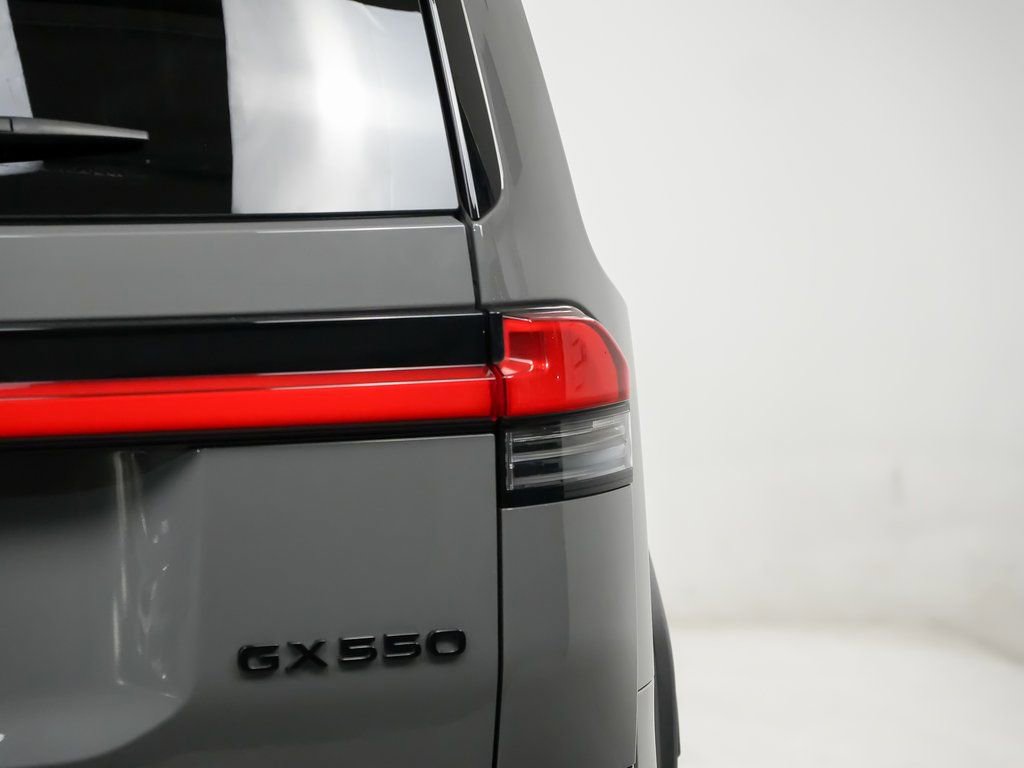 Used 2024 Lexus GX 550 image 12