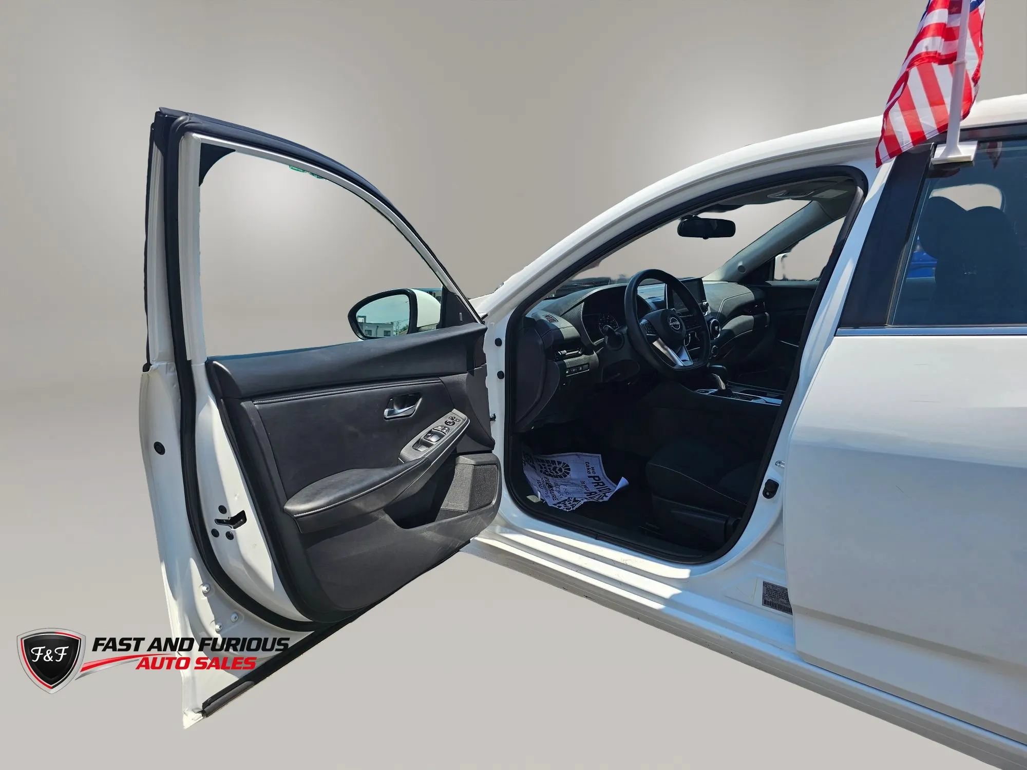 Used 2024 Nissan Sentra SV FWD image 9
