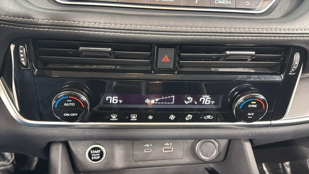 Used 2021 Nissan Rogue SV image 26