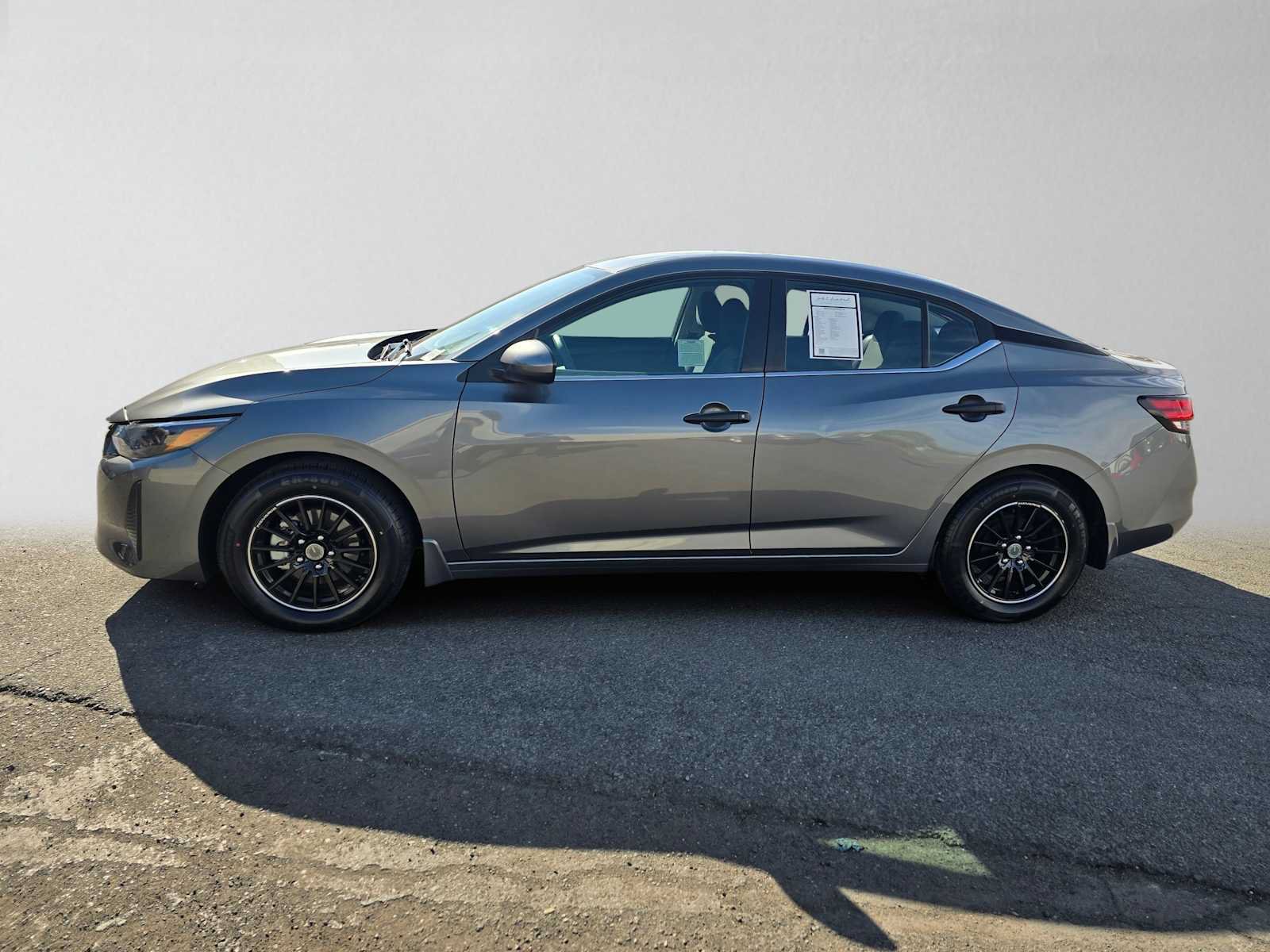 Used 2025 Nissan Sentra S FWD image 6