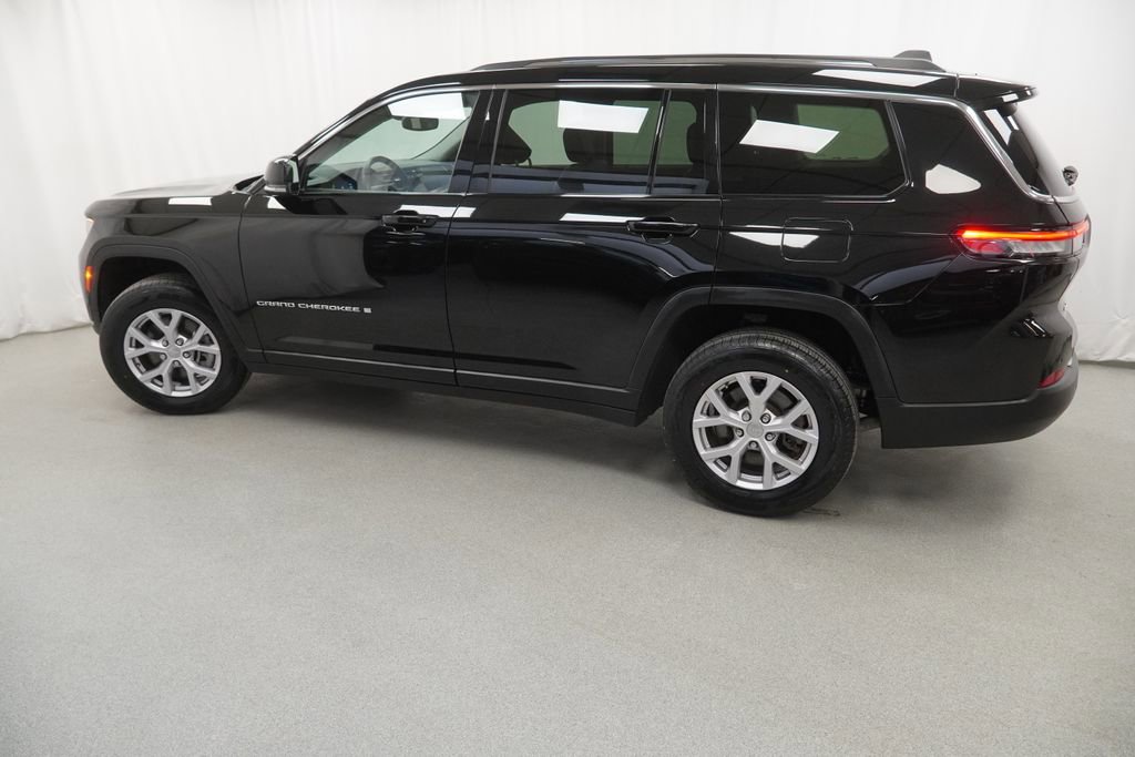 Used 2022 Jeep Grand Cherokee L Limited image 17