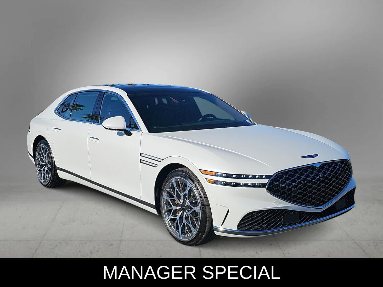 Used 2025 Genesis G90 3.5T AWD/4WD image 2