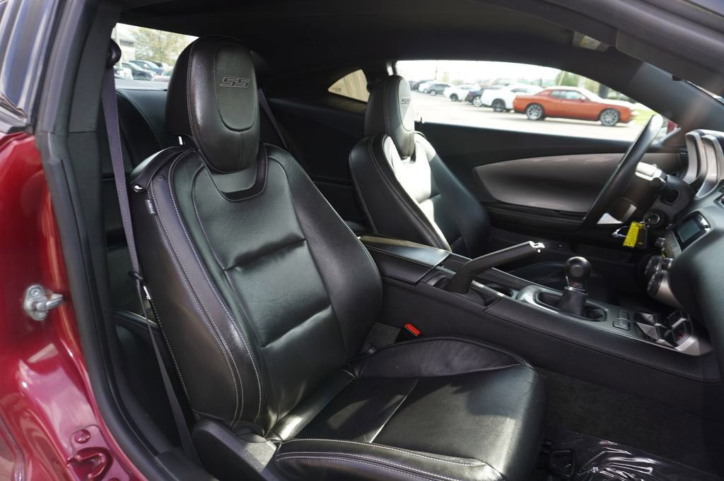 Used 2011 Chevrolet Camaro SS w/ RS Package RWD image 25