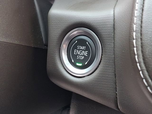 Used 2023 Chevrolet Tahoe Z71 w/ Luxury Package image 28