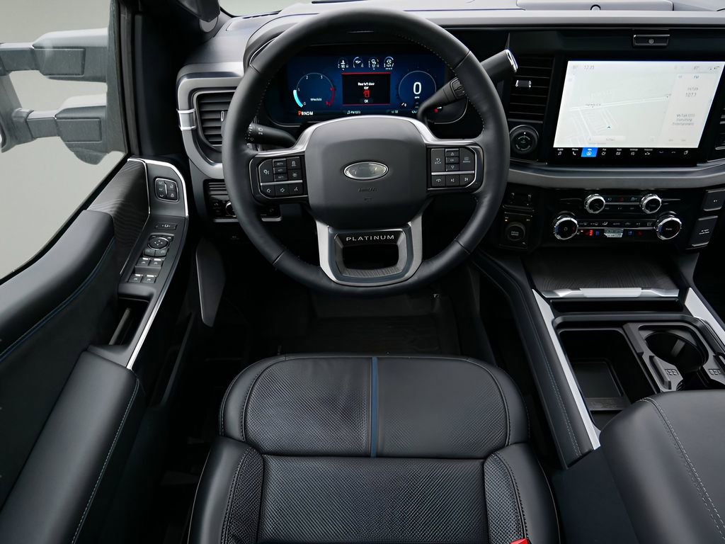 Used 2025 Ford F450 Platinum image 14