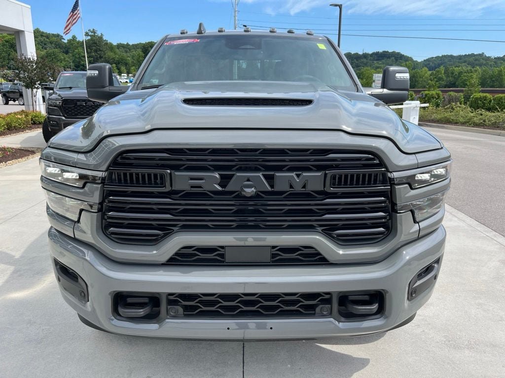 New 2026 RAM 2500 Laramie AWD/4WD image 32