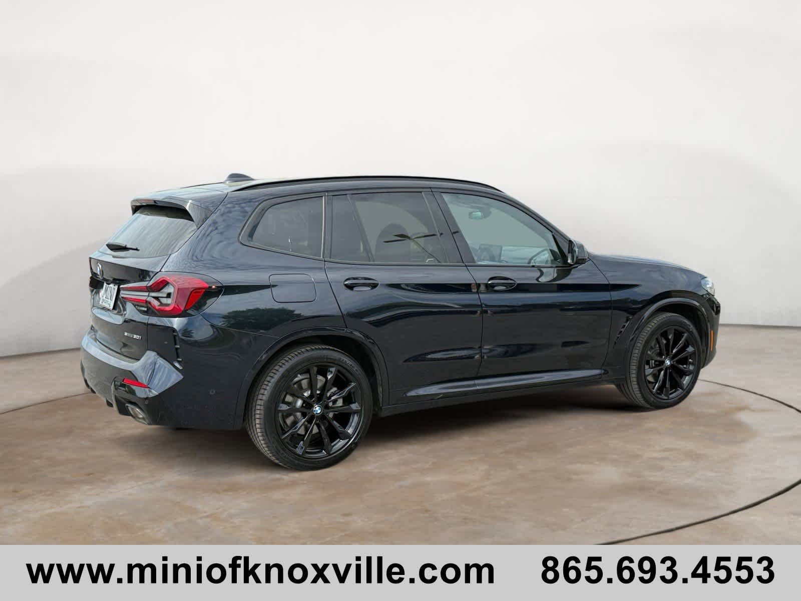 Used 2024 BMW X3 sDrive30i w/ Premium Package w/ZPA RWD image 3
