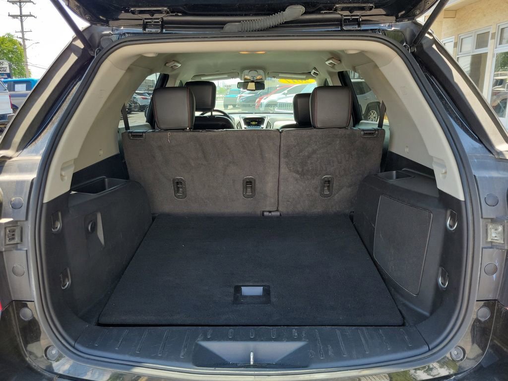 Used 2017 Chevrolet Equinox LT w/ Midnight Edition FWD image 7