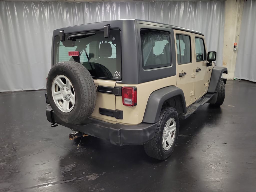 Used 2016 Jeep Wrangler Unlimited Sport w/ Connectivity Group image 9