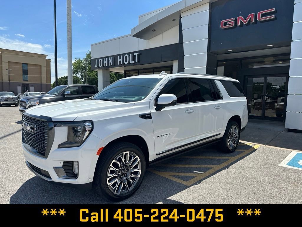 Used 2024 GMC Yukon XL Denali Ultimate AWD/4WD image 25