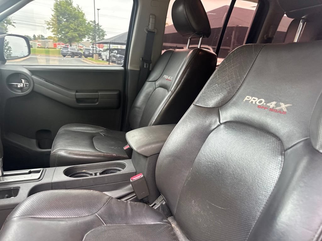 Used 2012 Nissan Xterra PRO-4X w/ Pro-4x Leather Pkg AWD/4WD image 6