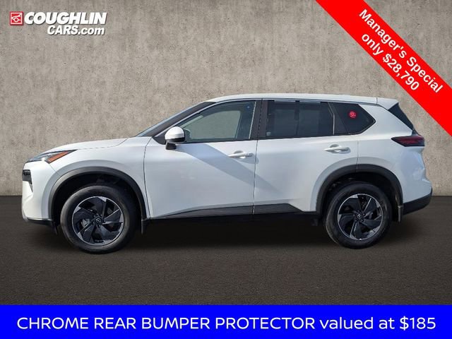 Certified 2025 Nissan Rogue SV image 5