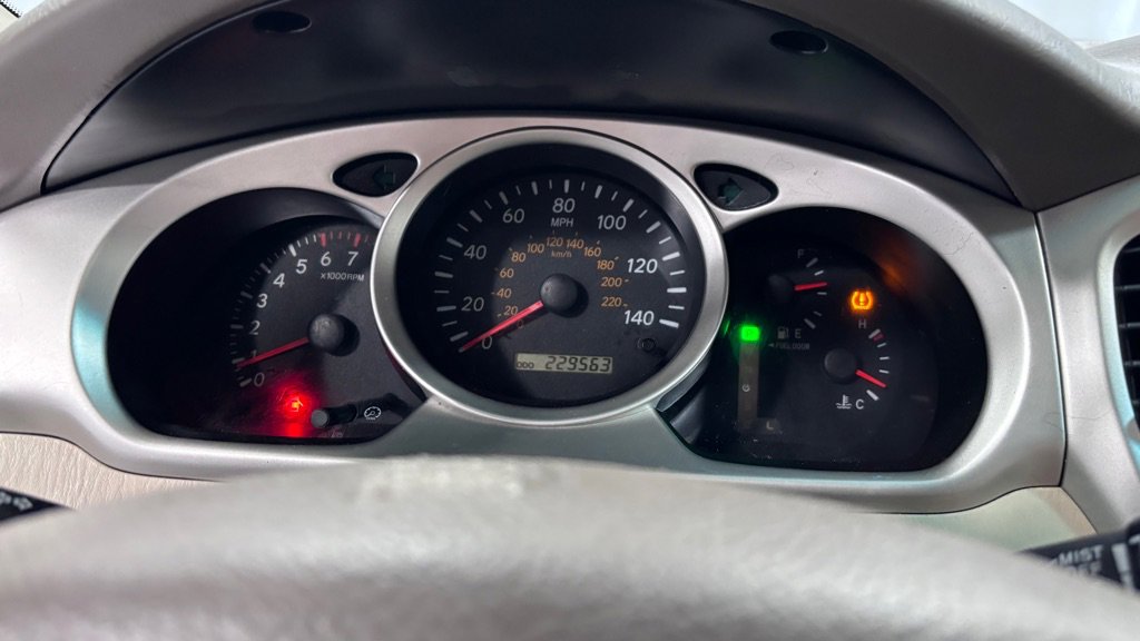 Used 2007 Toyota Highlander Sport AWD/4WD image 14