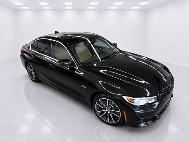 Used 2022 BMW 330e RWD image 6