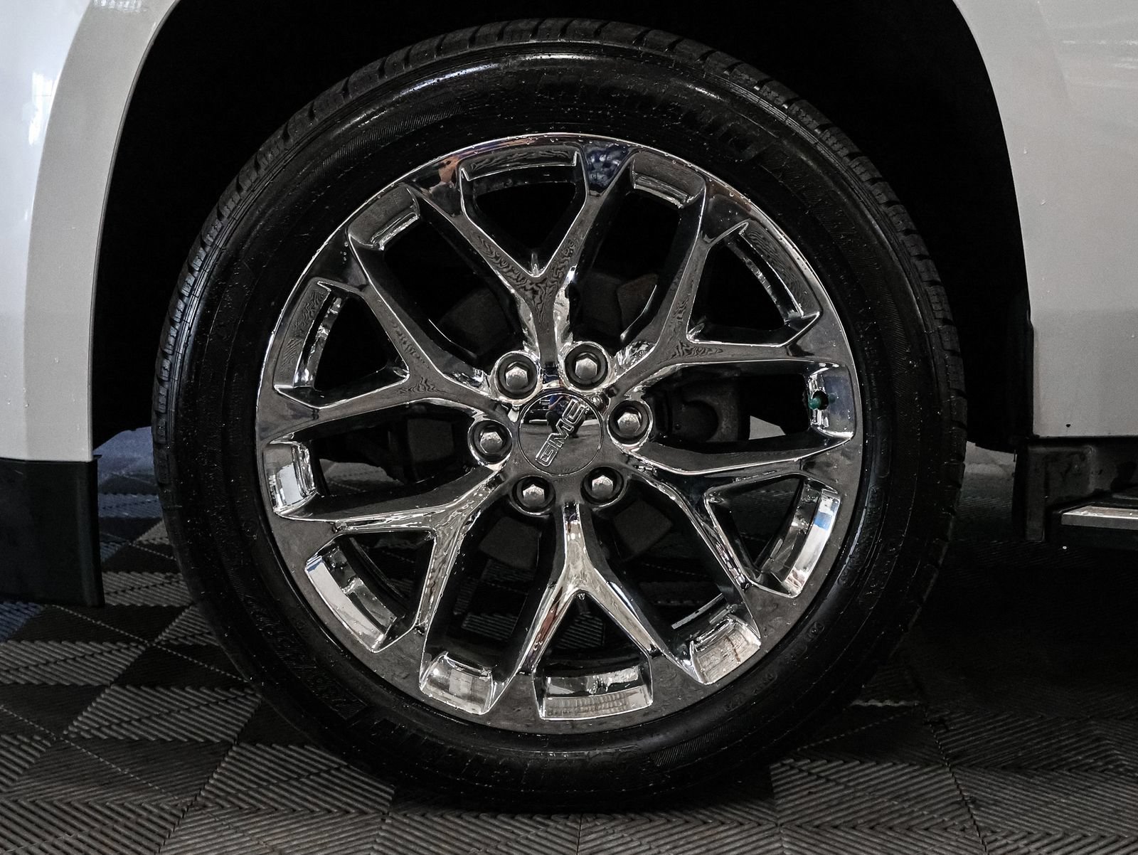 Used 2016 GMC Yukon XL Denali AWD/4WD image 20