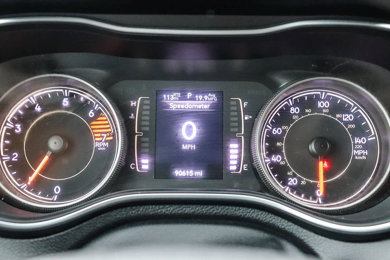 Used 2019 Jeep Cherokee Latitude w/ Popular Appearance Group image 23