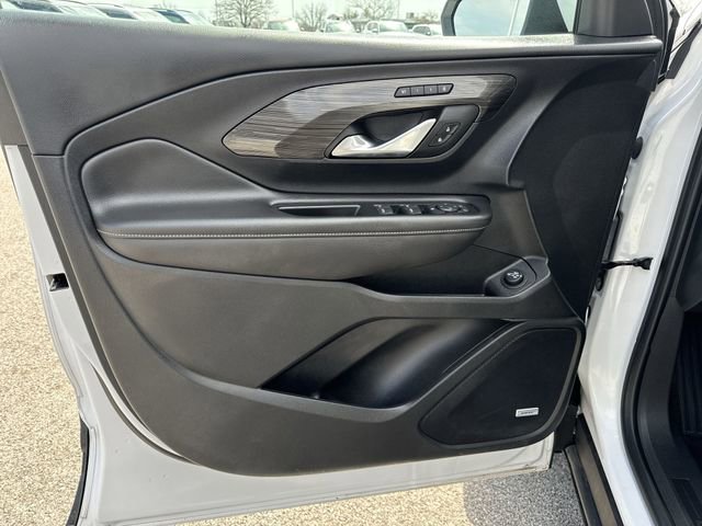 Used 2022 GMC Terrain SLT w/ Infotainment Package II image 23