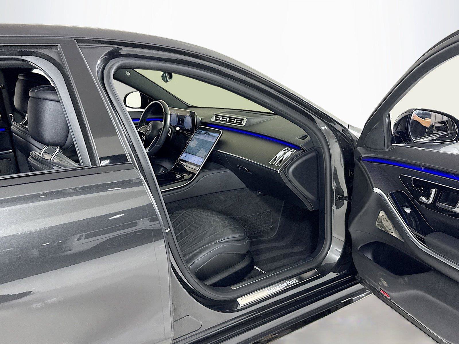 Used 2023 Mercedes-Benz S 500 4MATIC image 26