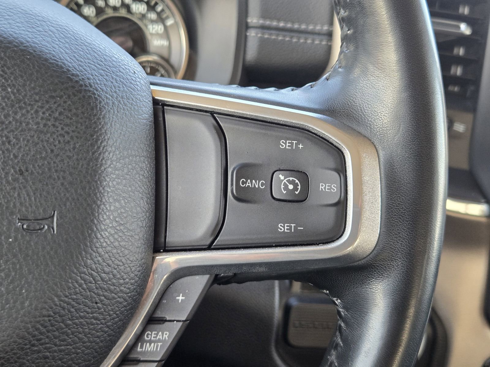 Used 2021 RAM 1500 Laramie image 31