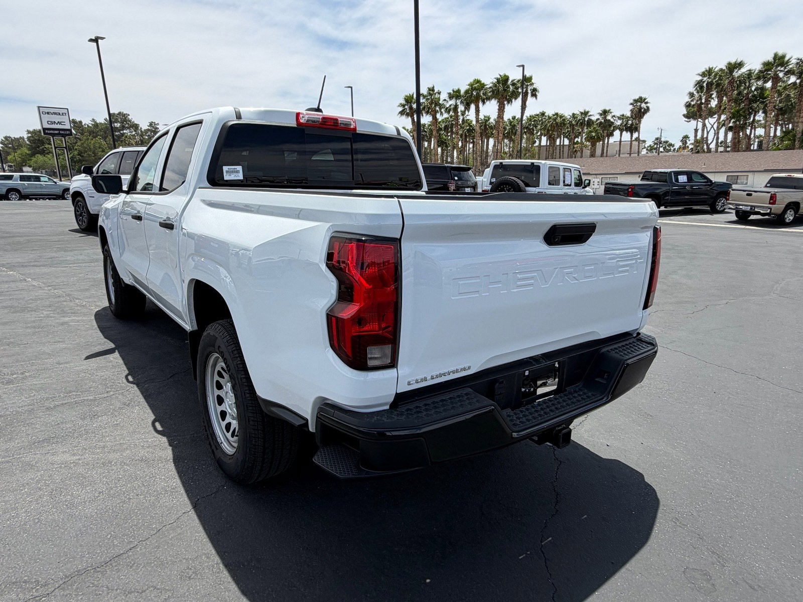 Used 2024 Chevrolet Colorado W/T RWD image 5